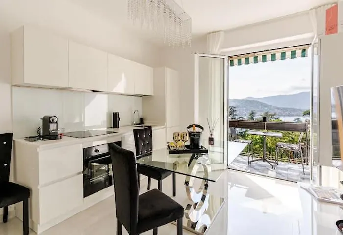Apartment Lux - Elegant Sea View Portofino Coast Zoagli